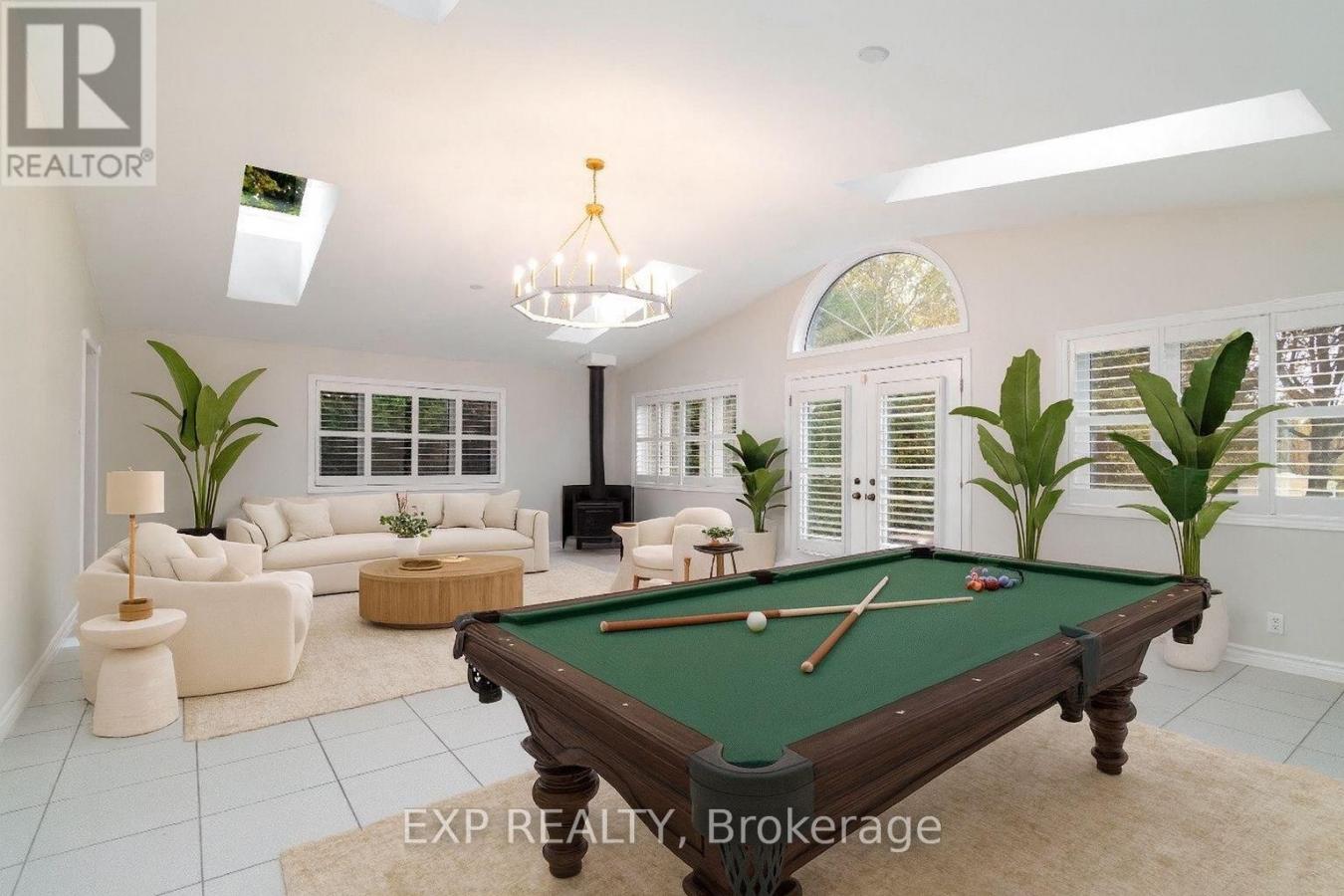 King (King City), ON, L7B1C8, Canada, 4 Bedrooms Bedrooms, ,3 BathroomsBathrooms,Residential,For Sale,2003772