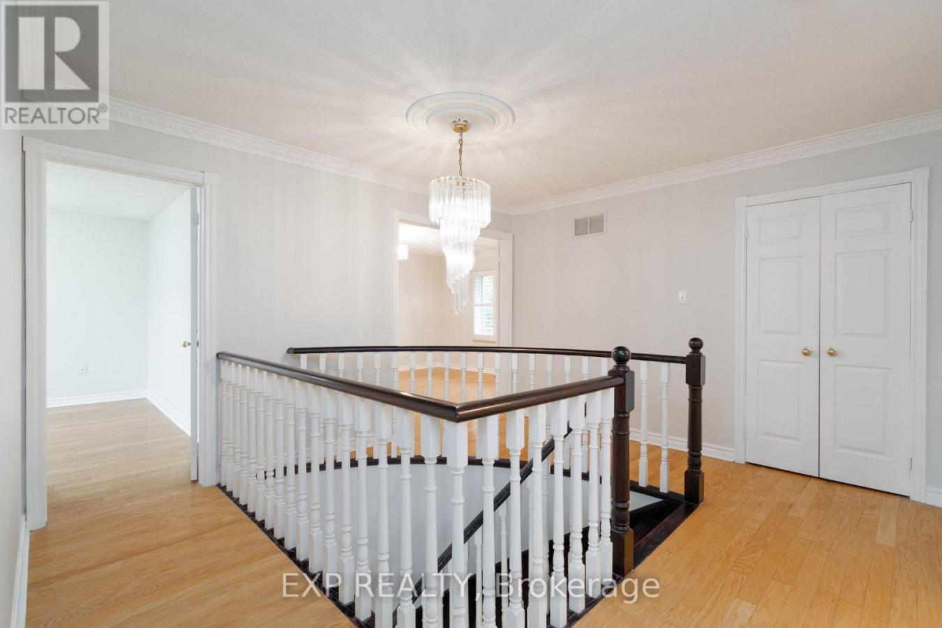 King (King City), ON, L7B1C8, Canada, 4 Bedrooms Bedrooms, ,3 BathroomsBathrooms,Residential,For Sale,2003772