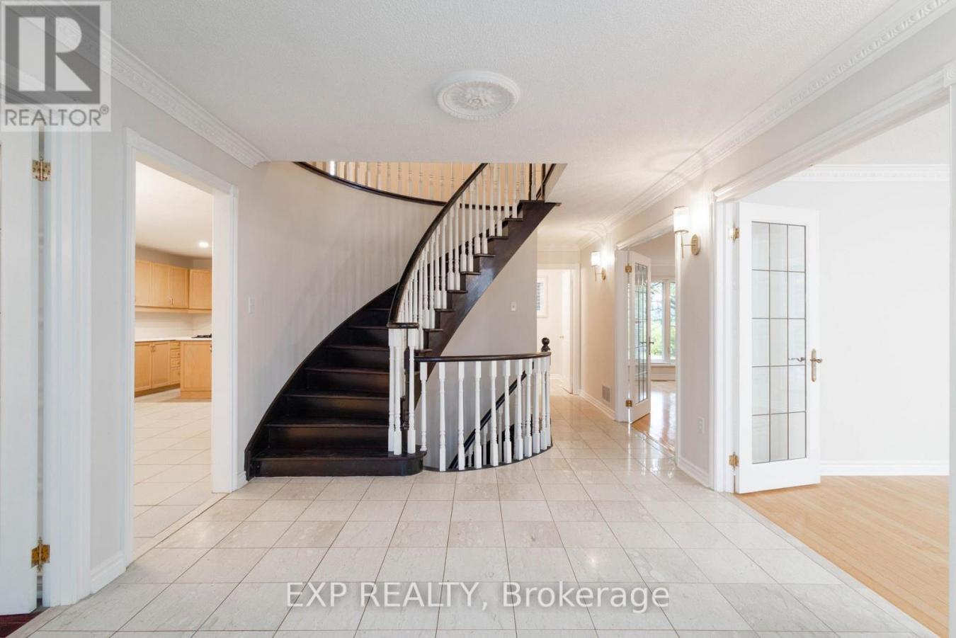 King (King City), ON, L7B1C8, Canada, 4 Bedrooms Bedrooms, ,3 BathroomsBathrooms,Residential,For Sale,2003772