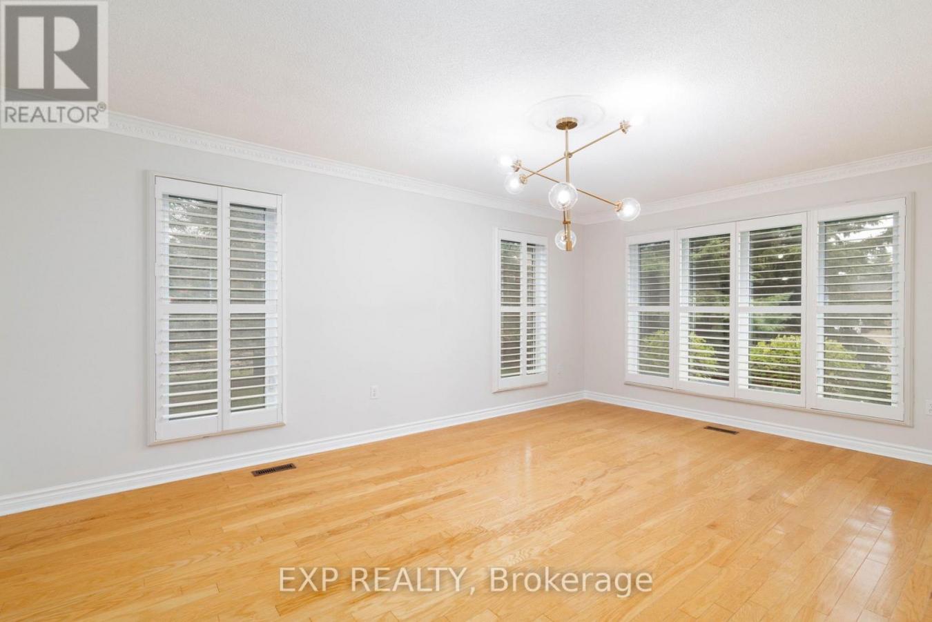 King (King City), ON, L7B1C8, Canada, 4 Bedrooms Bedrooms, ,3 BathroomsBathrooms,Residential,For Sale,2003772