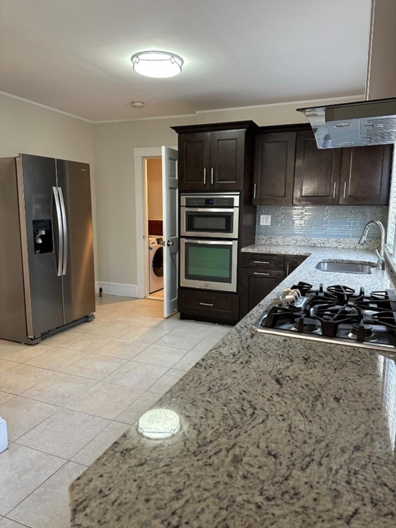 LOCATION, LOCATION, LOCATION! This beautiful &amp; well-maintained – image 2