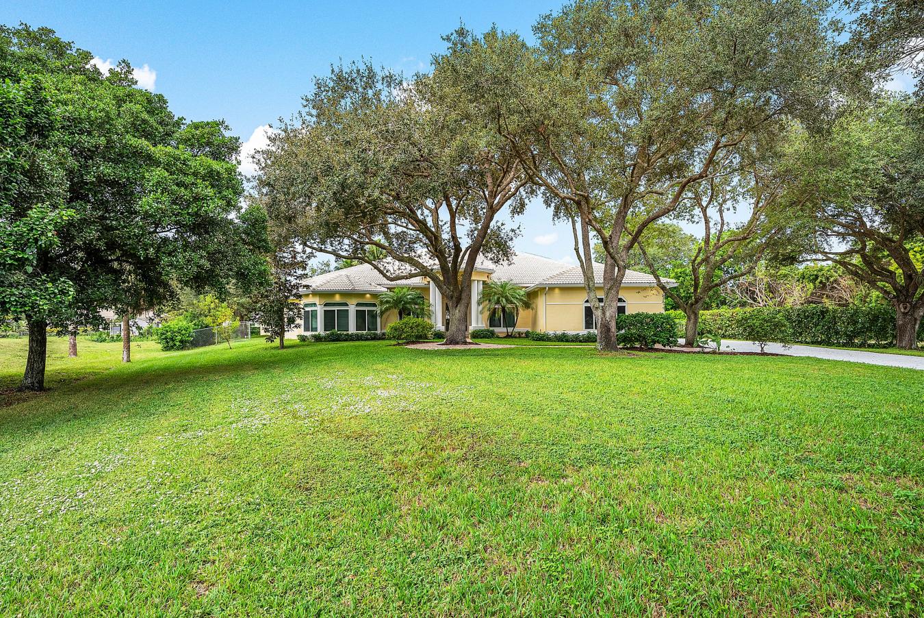 Parkland, Broward, 33067, United States, 7 Bedrooms Bedrooms, ,4 BathroomsBathrooms,Residential,For Sale,2003765