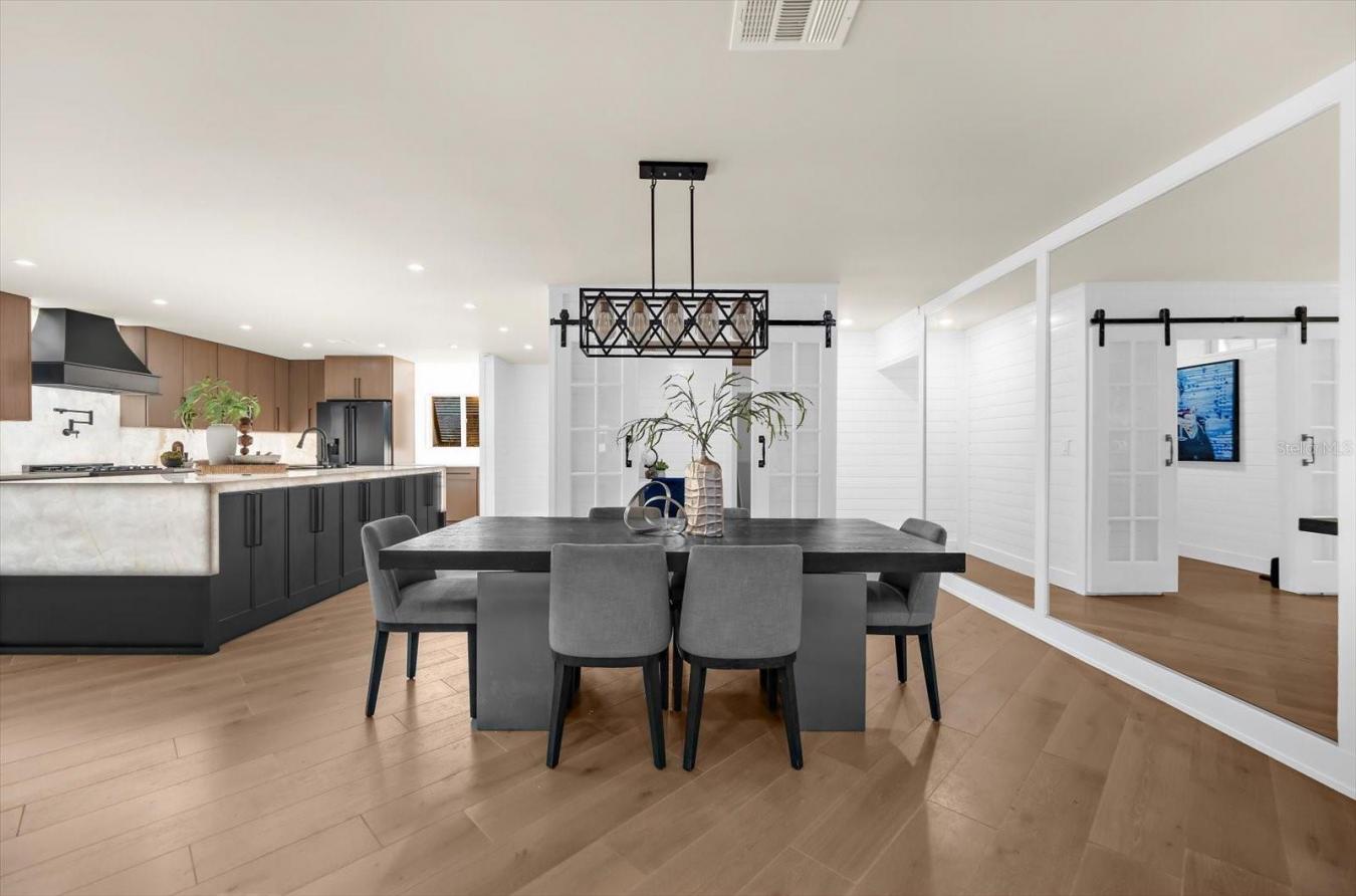 CLEARWATER BEACH, Pinellas, 33767, United States, 4 Bedrooms Bedrooms, ,3 BathroomsBathrooms,Residential,For Sale,2003764