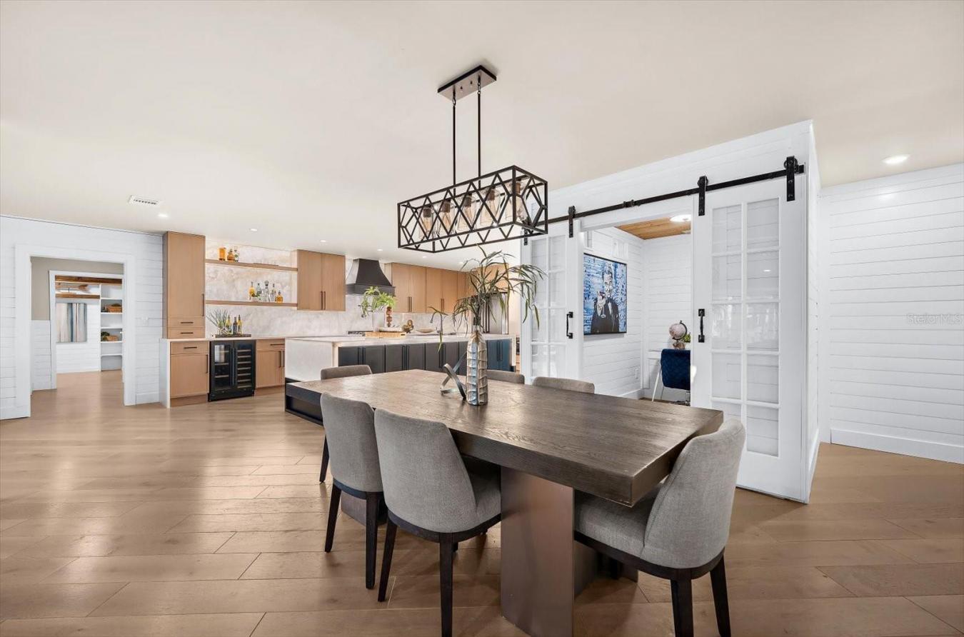 CLEARWATER BEACH, Pinellas, 33767, United States, 4 Bedrooms Bedrooms, ,3 BathroomsBathrooms,Residential,For Sale,2003764