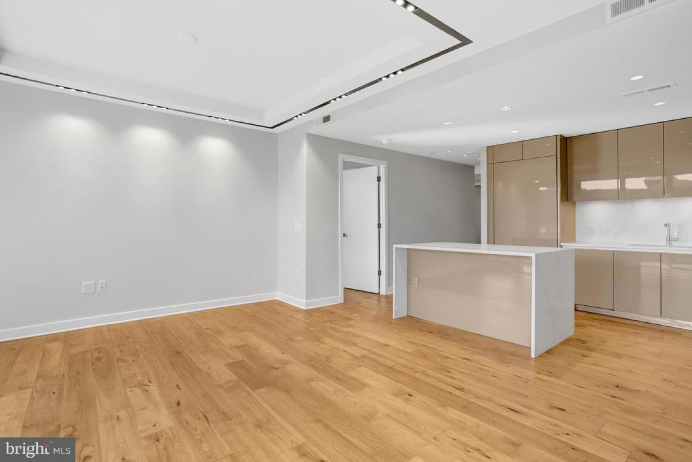 ARLINGTON, ARLINGTON, 22209, United States, 2 Bedrooms Bedrooms, ,2 BathroomsBathrooms,Residential,For Sale,2003763