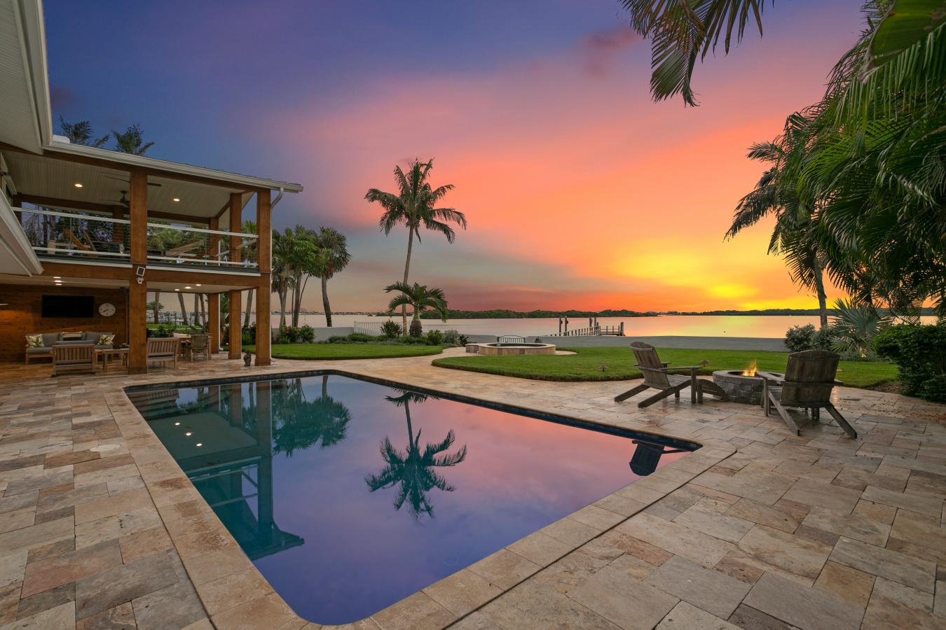 St. Petersburg, Florida, 33707, United States, 4 Bedrooms Bedrooms, ,2 BathroomsBathrooms,Residential,For Sale,2003762