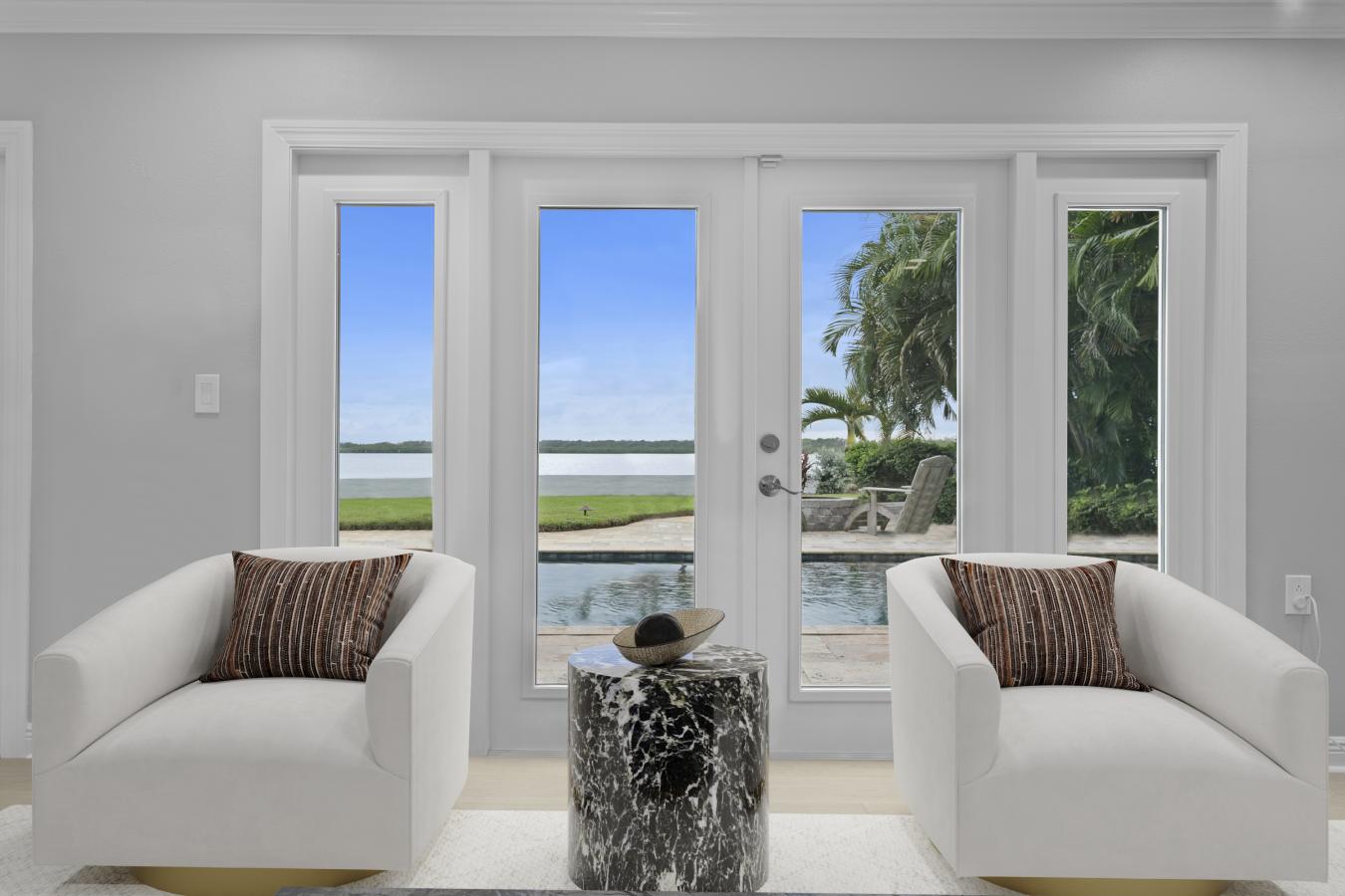 St. Petersburg, Florida, 33707, United States, 4 Bedrooms Bedrooms, ,2 BathroomsBathrooms,Residential,For Sale,2003762