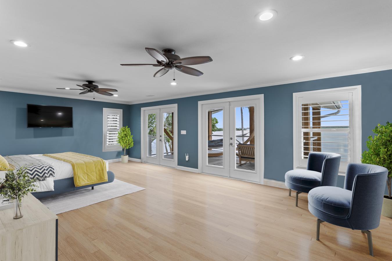 St. Petersburg, Florida, 33707, United States, 4 Bedrooms Bedrooms, ,2 BathroomsBathrooms,Residential,For Sale,2003762