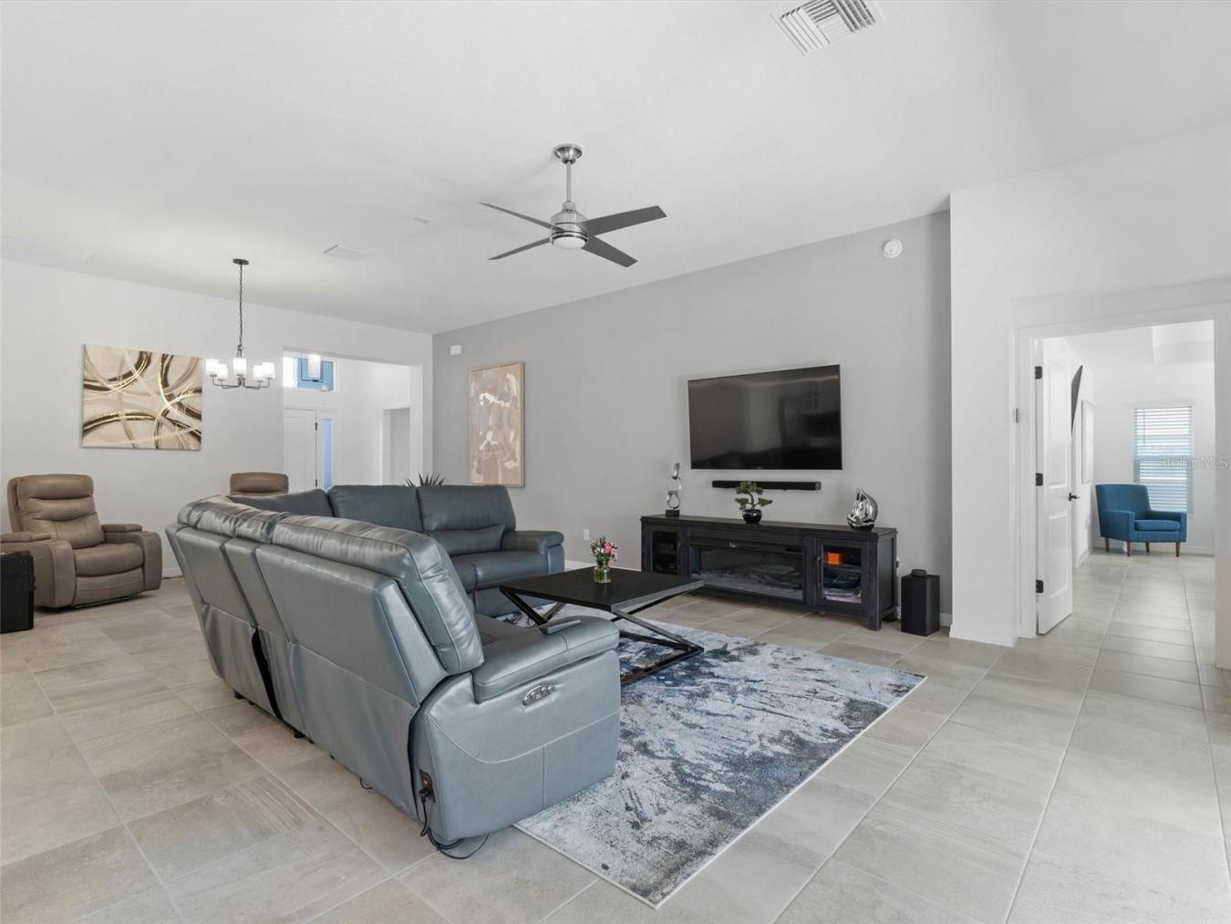 THE VILLAGES, Florida, 32163, United States, 3 Bedrooms Bedrooms, ,2 BathroomsBathrooms,Residential,For Sale,2003761