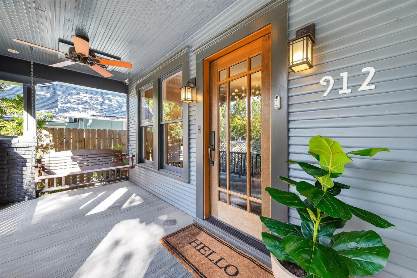 Houston, Texas, 77008, United States, 3 Bedrooms Bedrooms, ,2 BathroomsBathrooms,Residential,For Sale,2003760