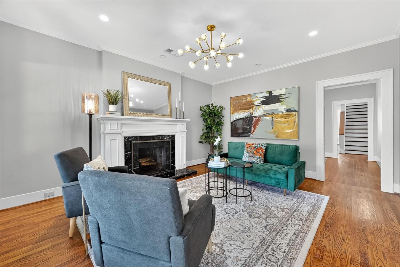 Houston, Texas, 77008, United States, 3 Bedrooms Bedrooms, ,2 BathroomsBathrooms,Residential,For Sale,2003760