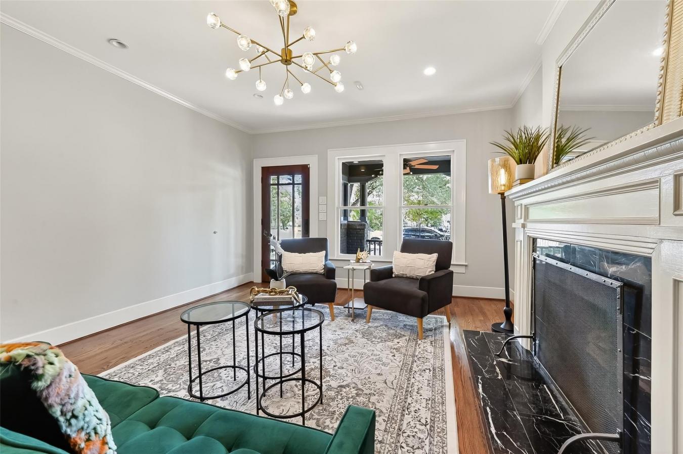 Houston, Texas, 77008, United States, 3 Bedrooms Bedrooms, ,2 BathroomsBathrooms,Residential,For Sale,2003760