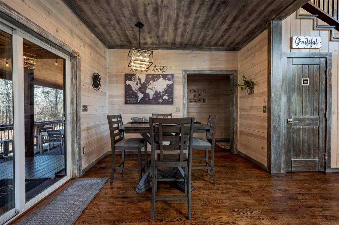 Broken Bow, McCurtain, 74728, United States, 2 Bedrooms Bedrooms, ,2 BathroomsBathrooms,Residential,For Sale,2003759