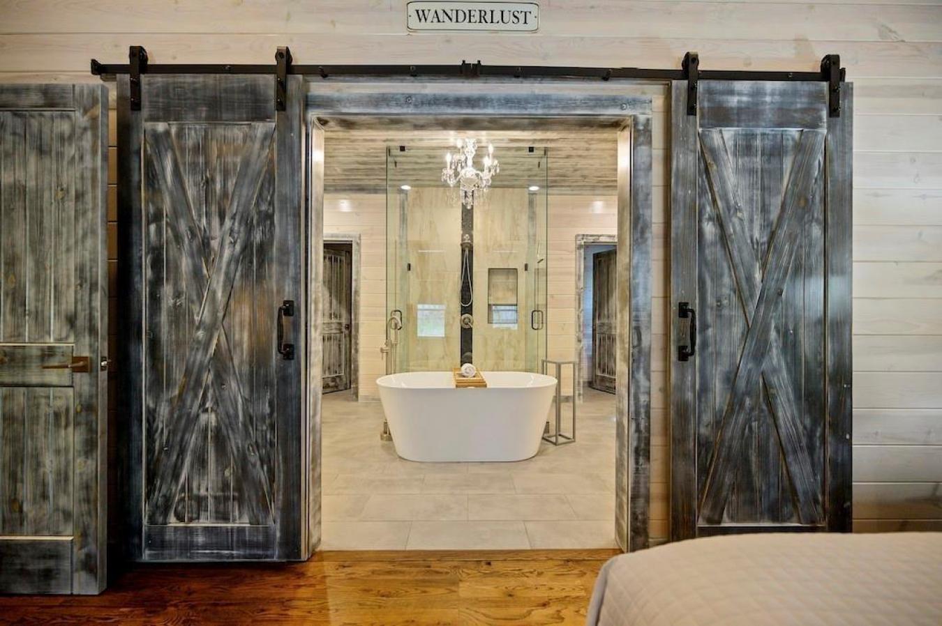 Broken Bow, McCurtain, 74728, United States, 2 Bedrooms Bedrooms, ,2 BathroomsBathrooms,Residential,For Sale,2003759