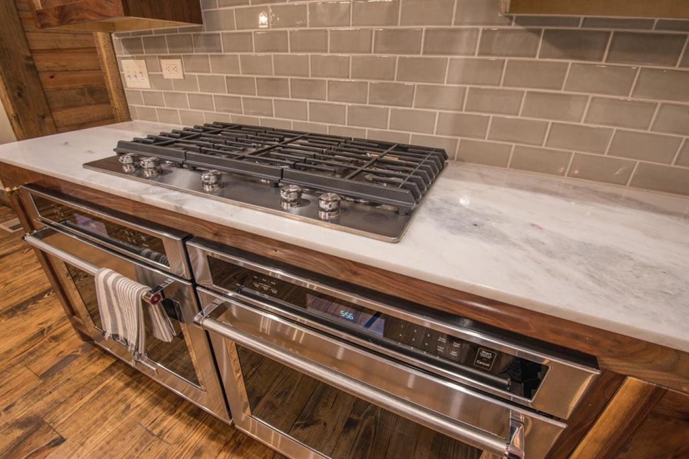 Broken Bow, McCurtain, 74728, United States, 5 Bedrooms Bedrooms, ,5 BathroomsBathrooms,Residential,For Sale,2003758