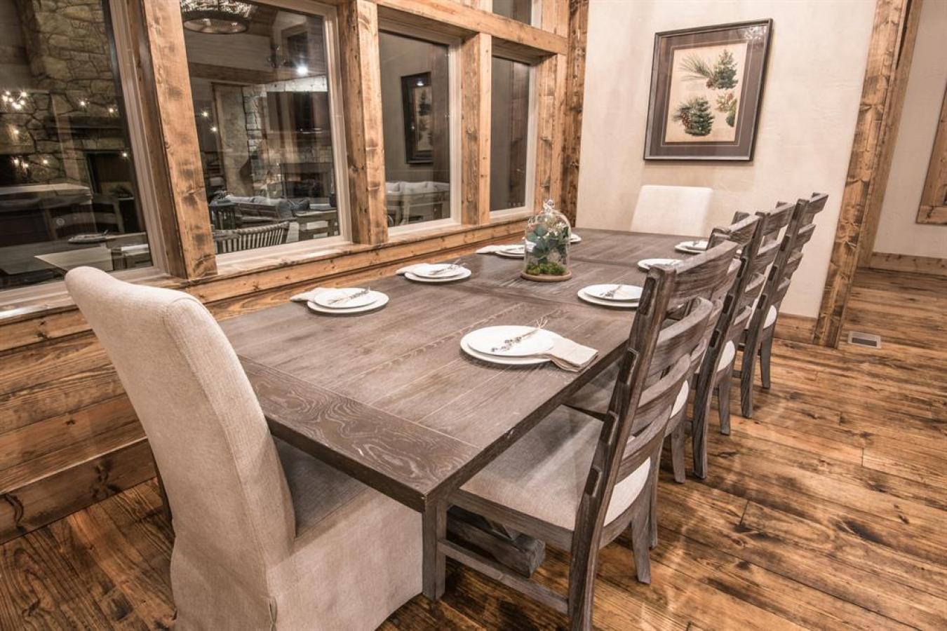 Broken Bow, McCurtain, 74728, United States, 5 Bedrooms Bedrooms, ,5 BathroomsBathrooms,Residential,For Sale,2003758