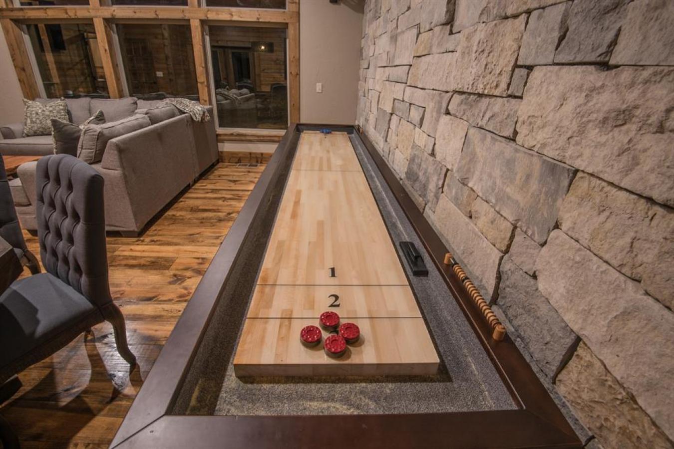 Broken Bow, McCurtain, 74728, United States, 5 Bedrooms Bedrooms, ,5 BathroomsBathrooms,Residential,For Sale,2003758