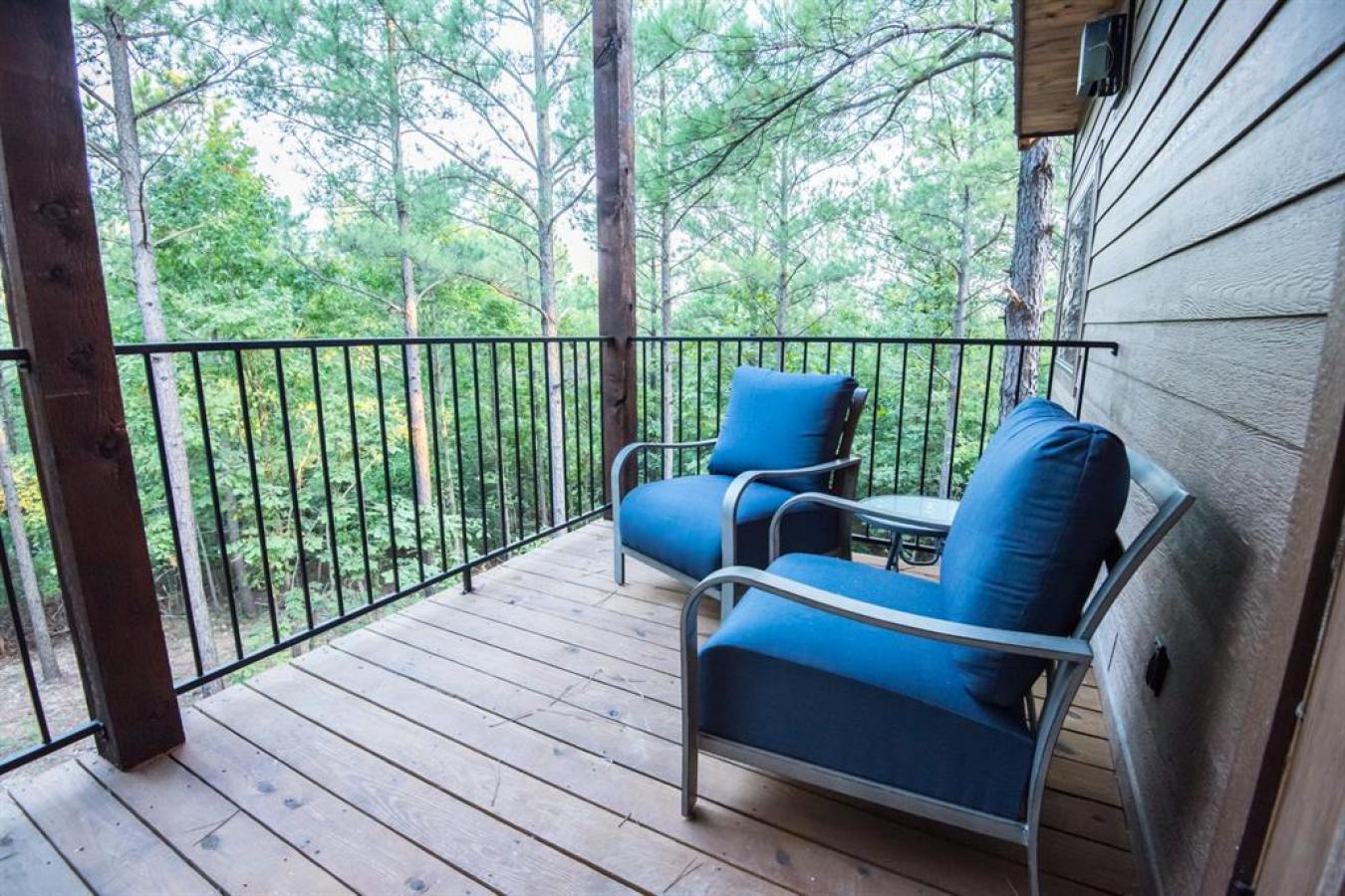 Broken Bow, McCurtain, 74728, United States, 5 Bedrooms Bedrooms, ,5 BathroomsBathrooms,Residential,For Sale,2003758