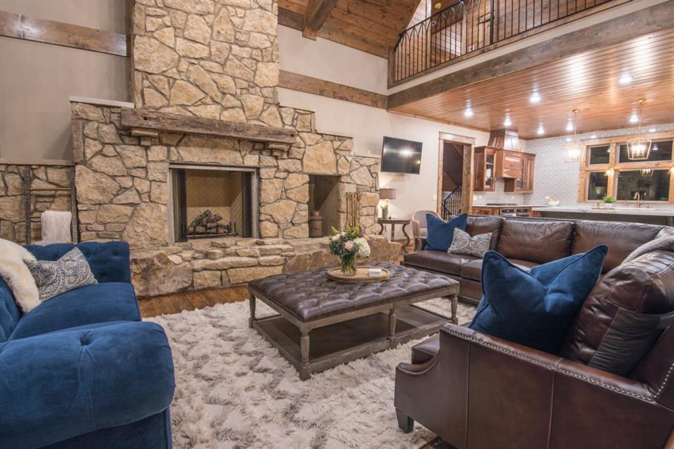 Broken Bow, McCurtain, 74728, United States, 5 Bedrooms Bedrooms, ,5 BathroomsBathrooms,Residential,For Sale,2003758