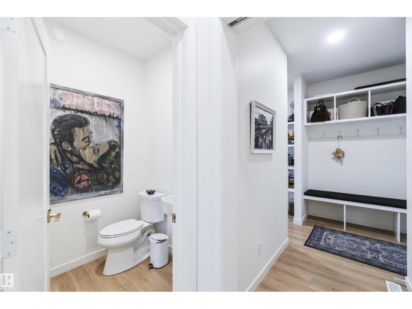 Edmonton, AB, T6W 5B5, Canada, 4 Bedrooms Bedrooms, ,3 BathroomsBathrooms,Residential,For Sale,2003756