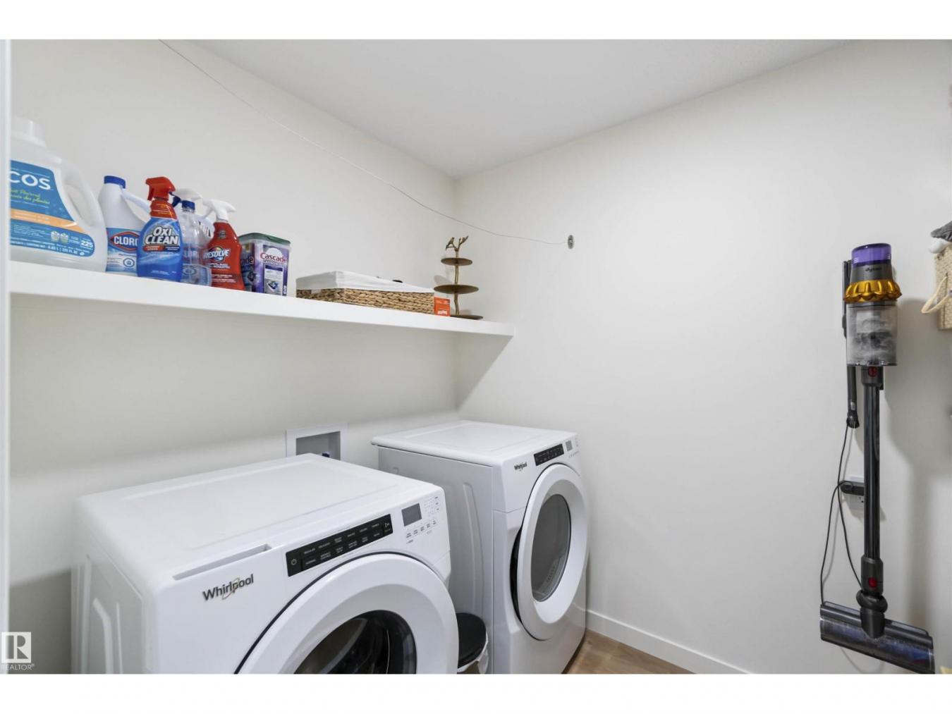 Edmonton, AB, T6W 5B5, Canada, 4 Bedrooms Bedrooms, ,3 BathroomsBathrooms,Residential,For Sale,2003756