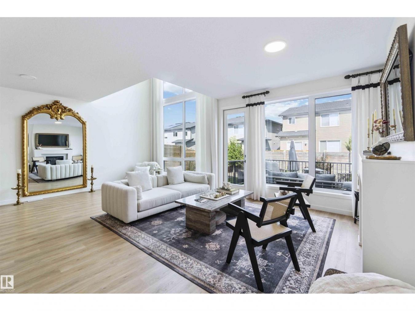 Edmonton, AB, T6W 5B5, Canada, 4 Bedrooms Bedrooms, ,3 BathroomsBathrooms,Residential,For Sale,2003756