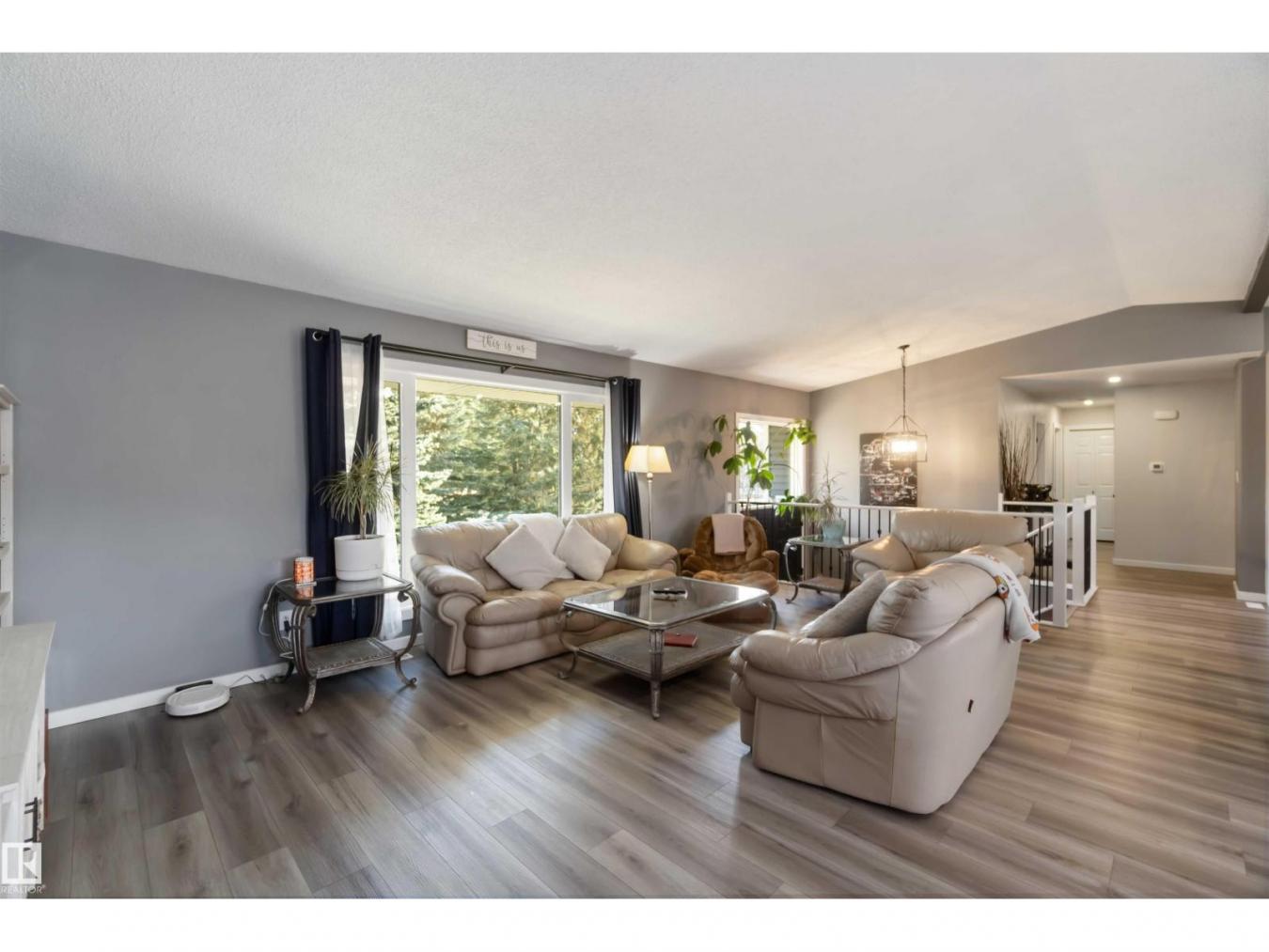 Rural Parkland County, Strathcona County, T7Y 1G6, Canada, 5 Bedrooms Bedrooms, ,3 BathroomsBathrooms,Residential,For Sale,2003755