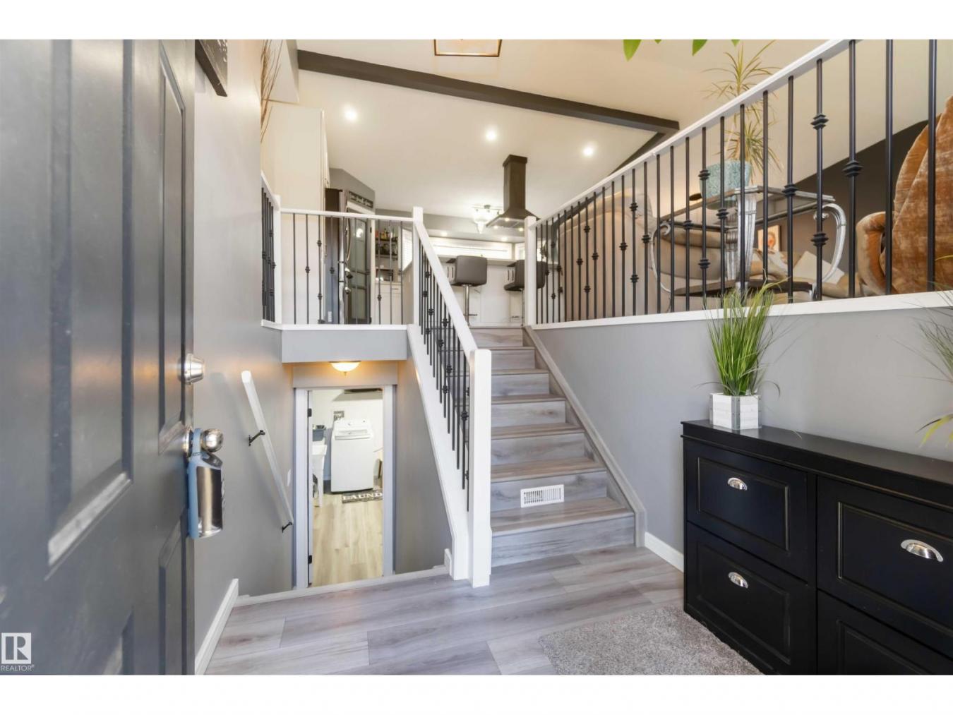 Rural Parkland County, Strathcona County, T7Y 1G6, Canada, 5 Bedrooms Bedrooms, ,3 BathroomsBathrooms,Residential,For Sale,2003755