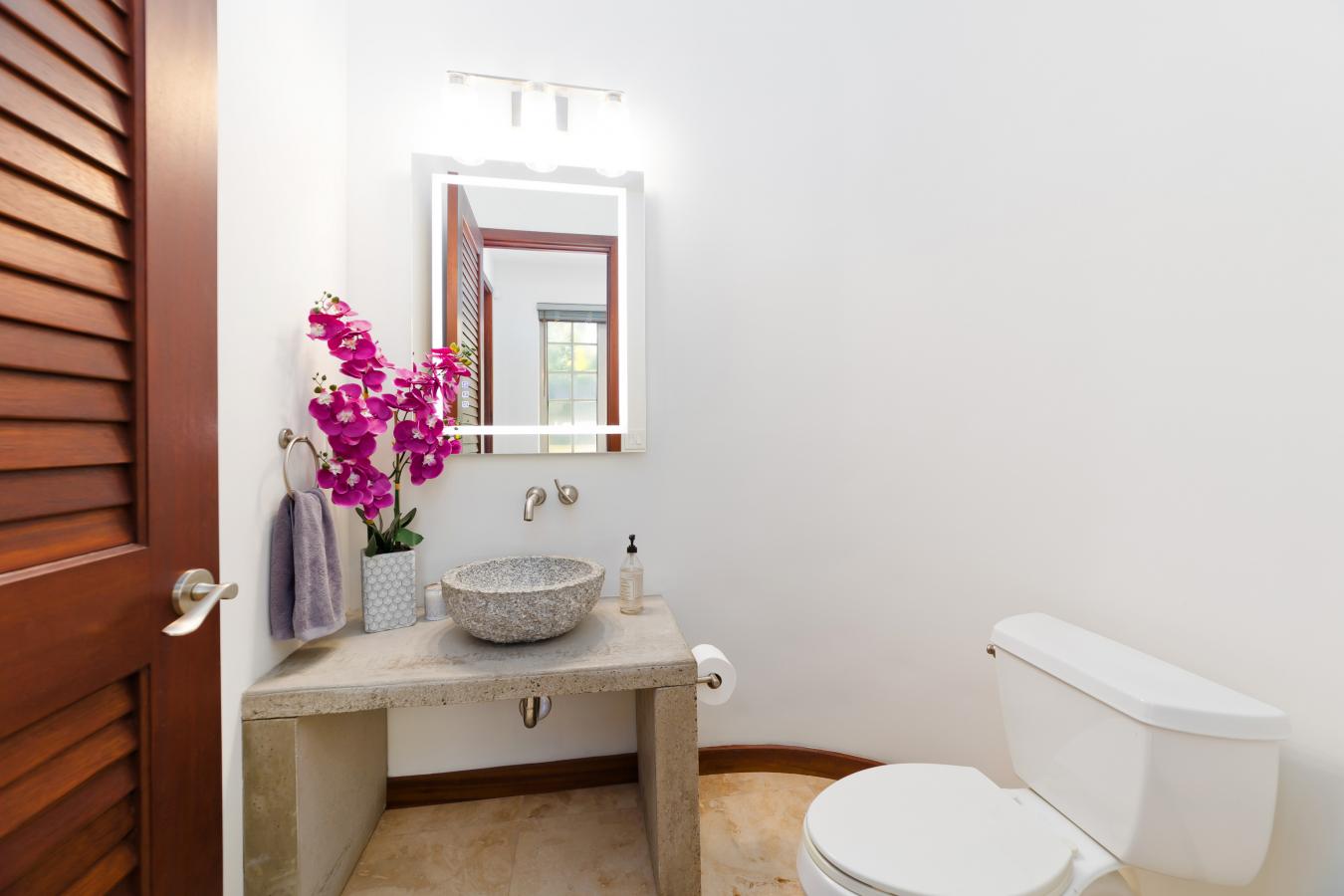 Kailua-Kona, Hawaii, 96740, United States, 4 Bedrooms Bedrooms, ,3 BathroomsBathrooms,Residential,For Sale,2003753