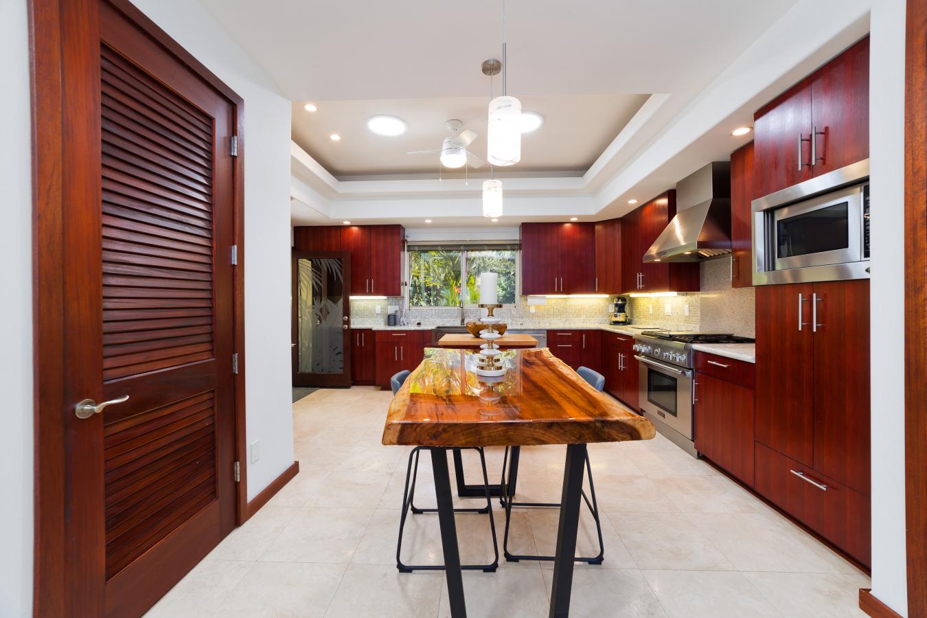 Kailua-Kona, Hawaii, 96740, United States, 4 Bedrooms Bedrooms, ,3 BathroomsBathrooms,Residential,For Sale,2003753