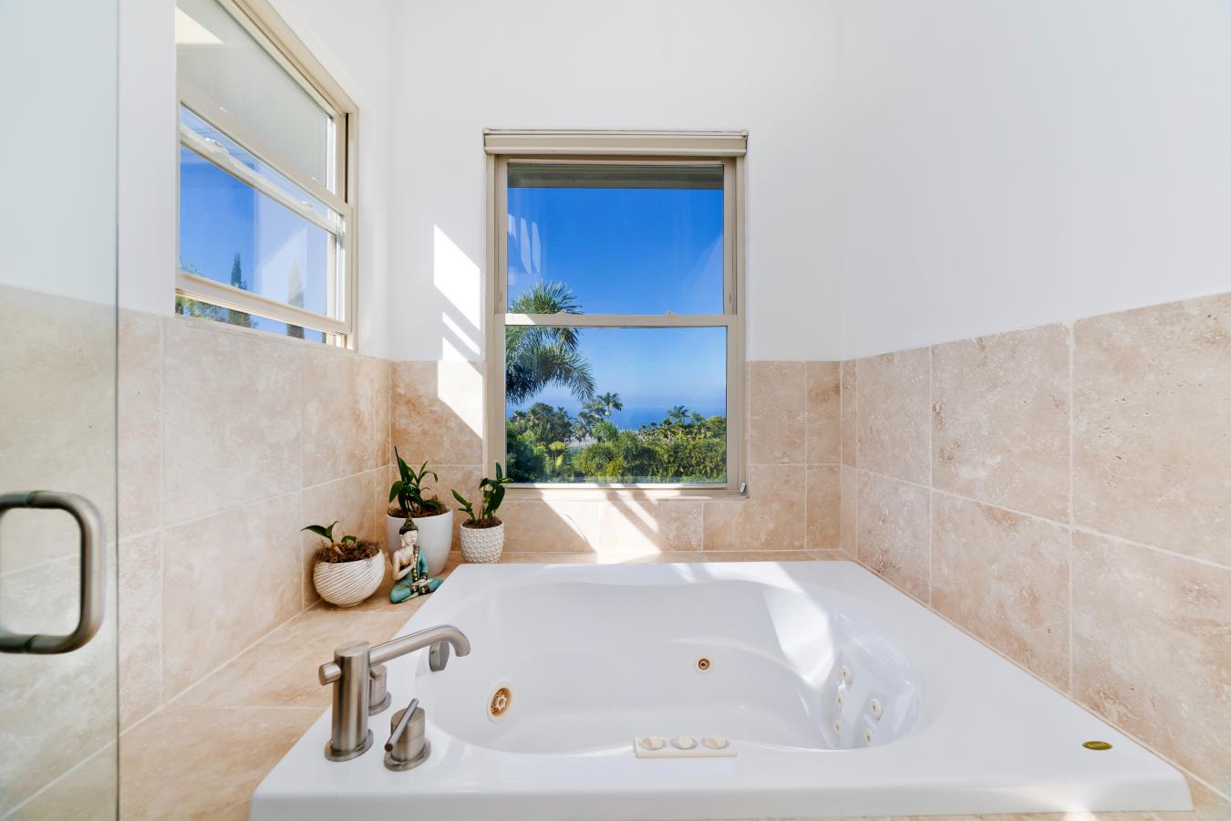 Kailua-Kona, Hawaii, 96740, United States, 4 Bedrooms Bedrooms, ,3 BathroomsBathrooms,Residential,For Sale,2003753