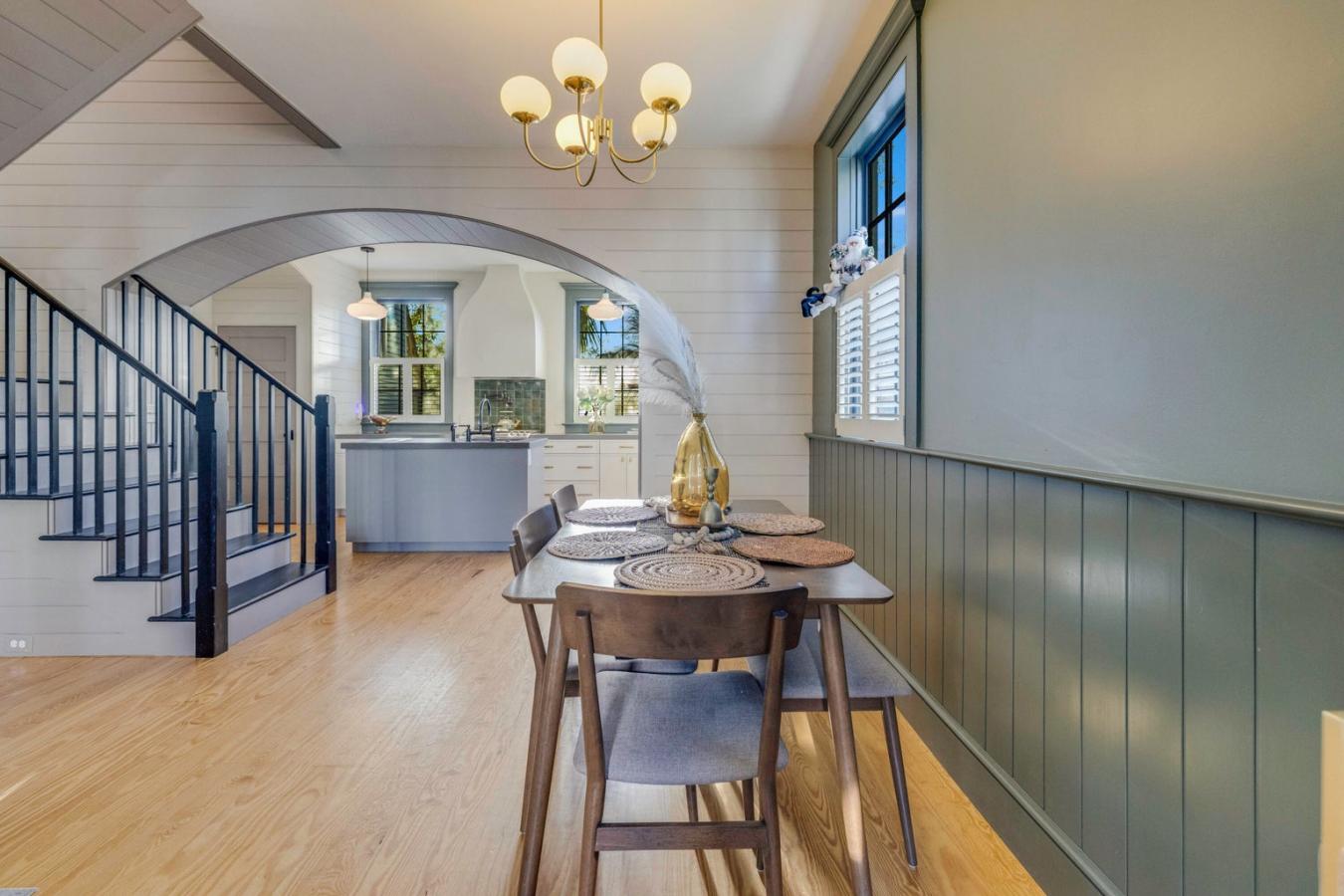 Charleston, Charleston, 29403, United States, 8 Bedrooms Bedrooms, ,6 BathroomsBathrooms,Residential,For Sale,2003750