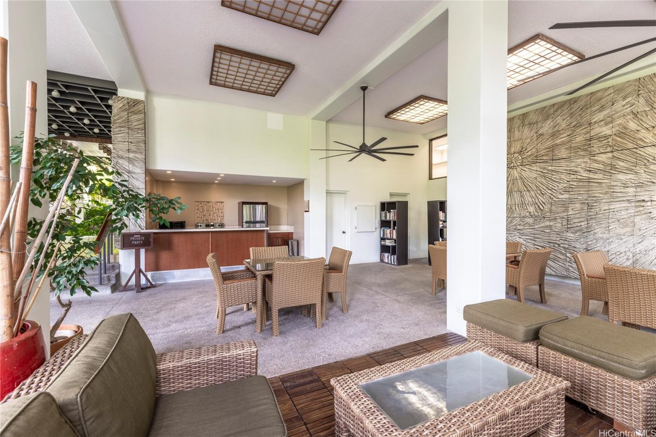 Honolulu, Oahu, 96825, United States, 1 Bedroom Bedrooms, ,1 BathroomBathrooms,Residential,For Sale,2003745