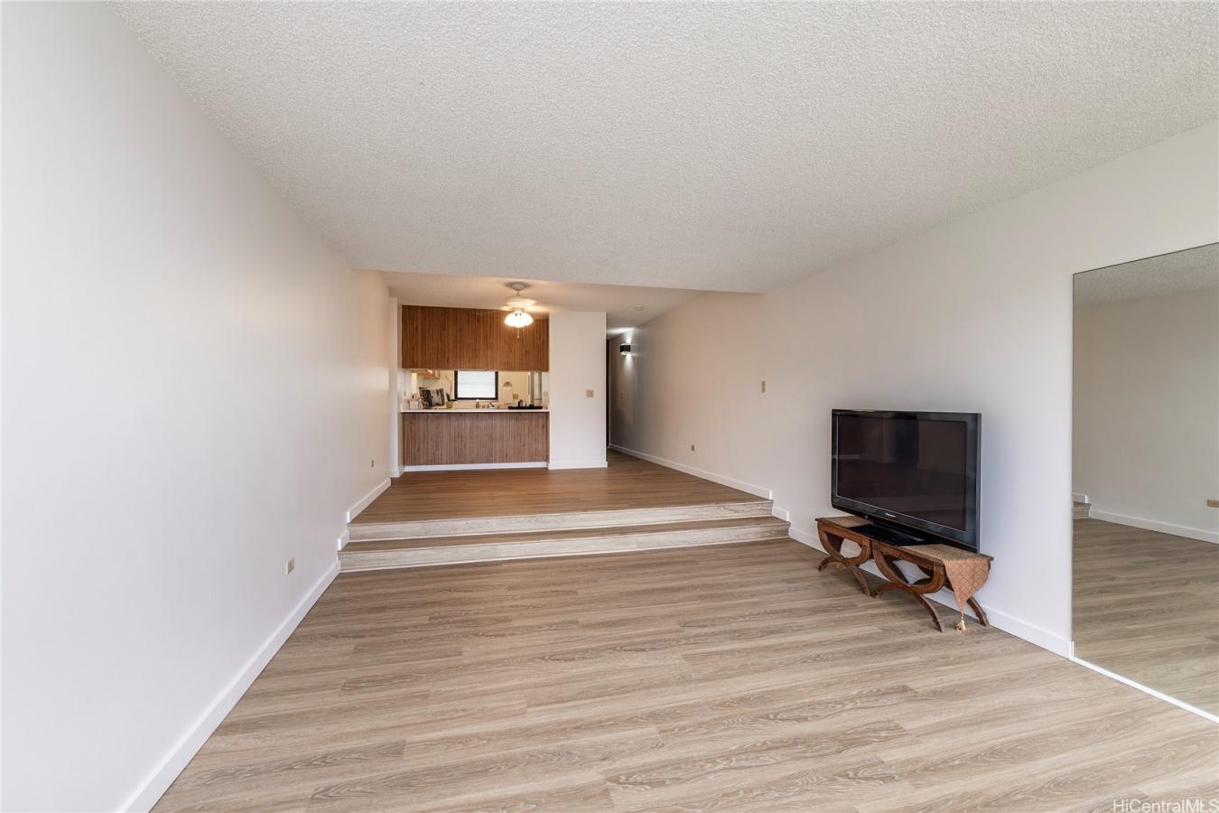 Honolulu, Oahu, 96825, United States, 1 Bedroom Bedrooms, ,1 BathroomBathrooms,Residential,For Sale,2003745