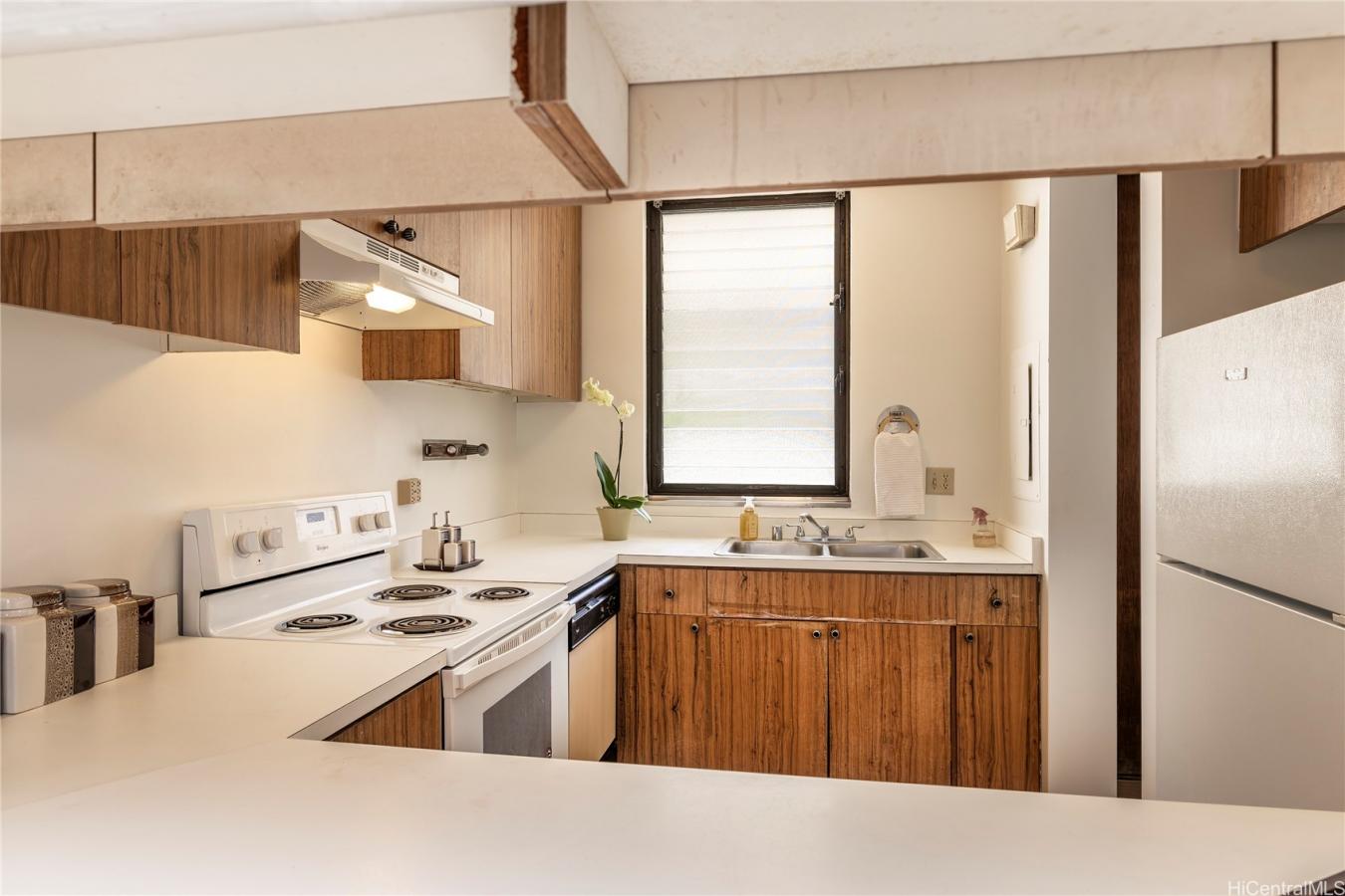 Honolulu, Oahu, 96825, United States, 1 Bedroom Bedrooms, ,1 BathroomBathrooms,Residential,For Sale,2003745