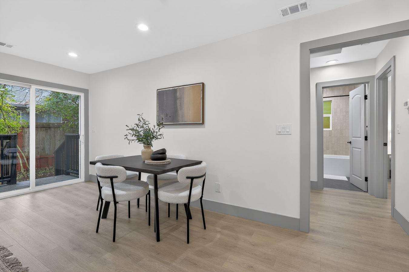 Sonoma, Sonoma, 95476, United States, 3 Bedrooms Bedrooms, ,2 BathroomsBathrooms,Residential,For Sale,2003743