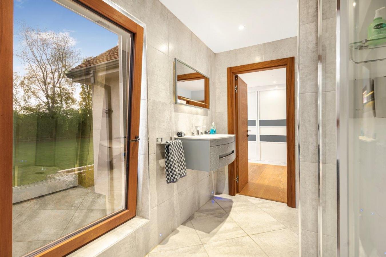 Dunmow, Essex, CM6 3QJ, United Kingdom, 6 Bedrooms Bedrooms, ,6 BathroomsBathrooms,Residential,For Sale,2003733