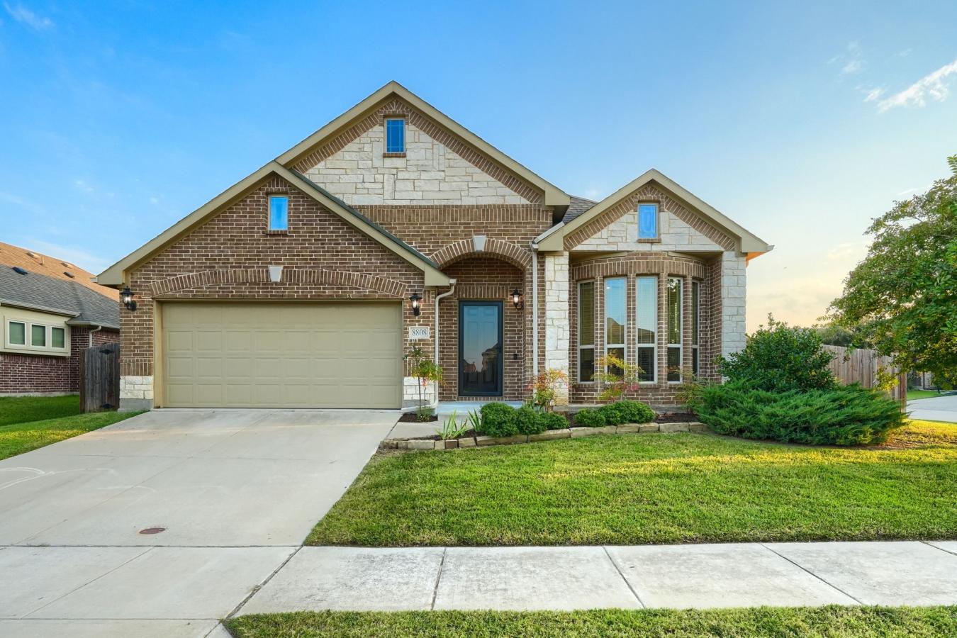 8808 Cassidy Lane, Aubrey, Denton, 76227, United States, 3 Bedrooms Bedrooms, ,2 BathroomsBathrooms,Residential,For Sale,8808 Cassidy Lane,21059704