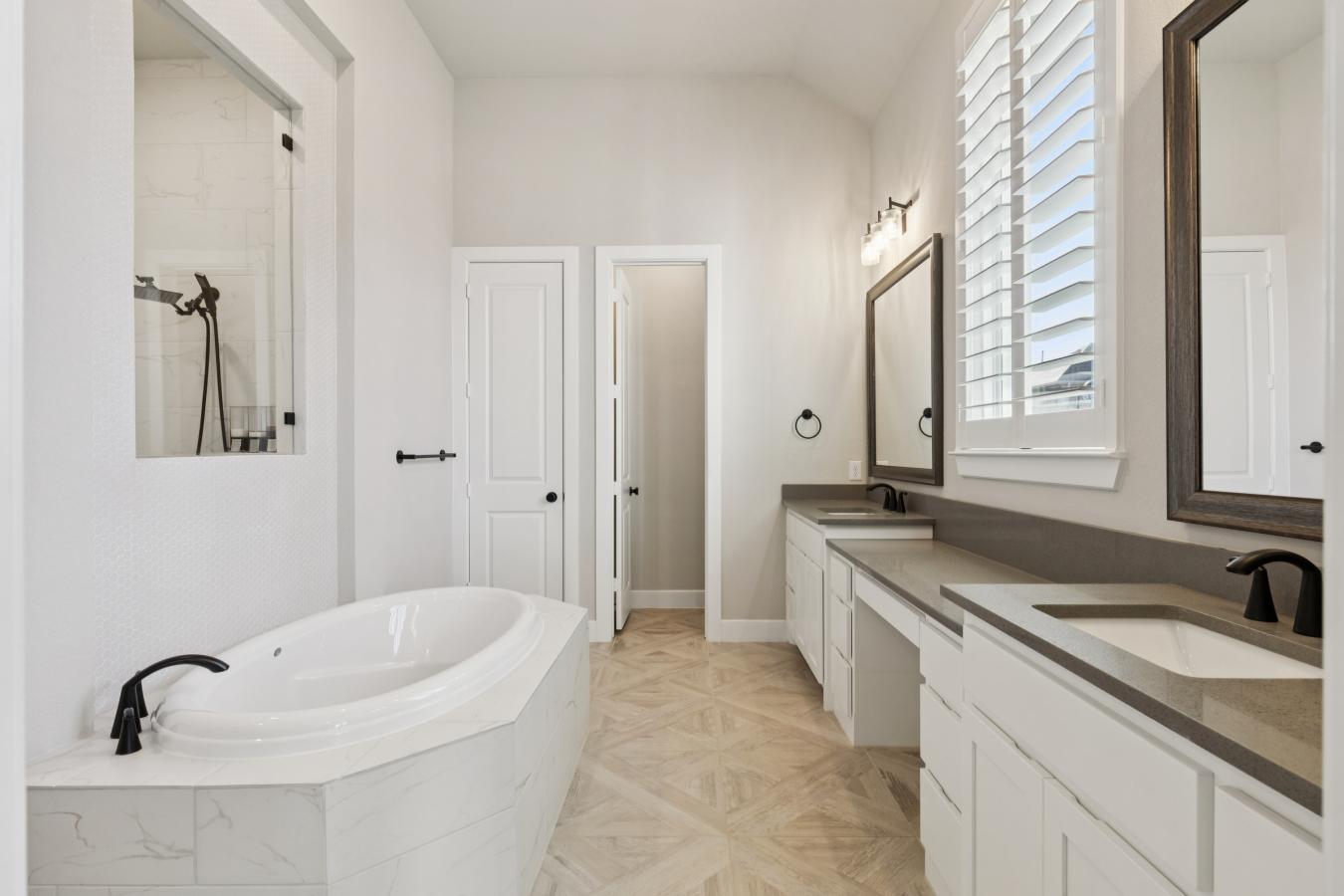 Aubrey, Denton, 76227, United States, 4 Bedrooms Bedrooms, ,3 BathroomsBathrooms,Residential,For Sale,2003718