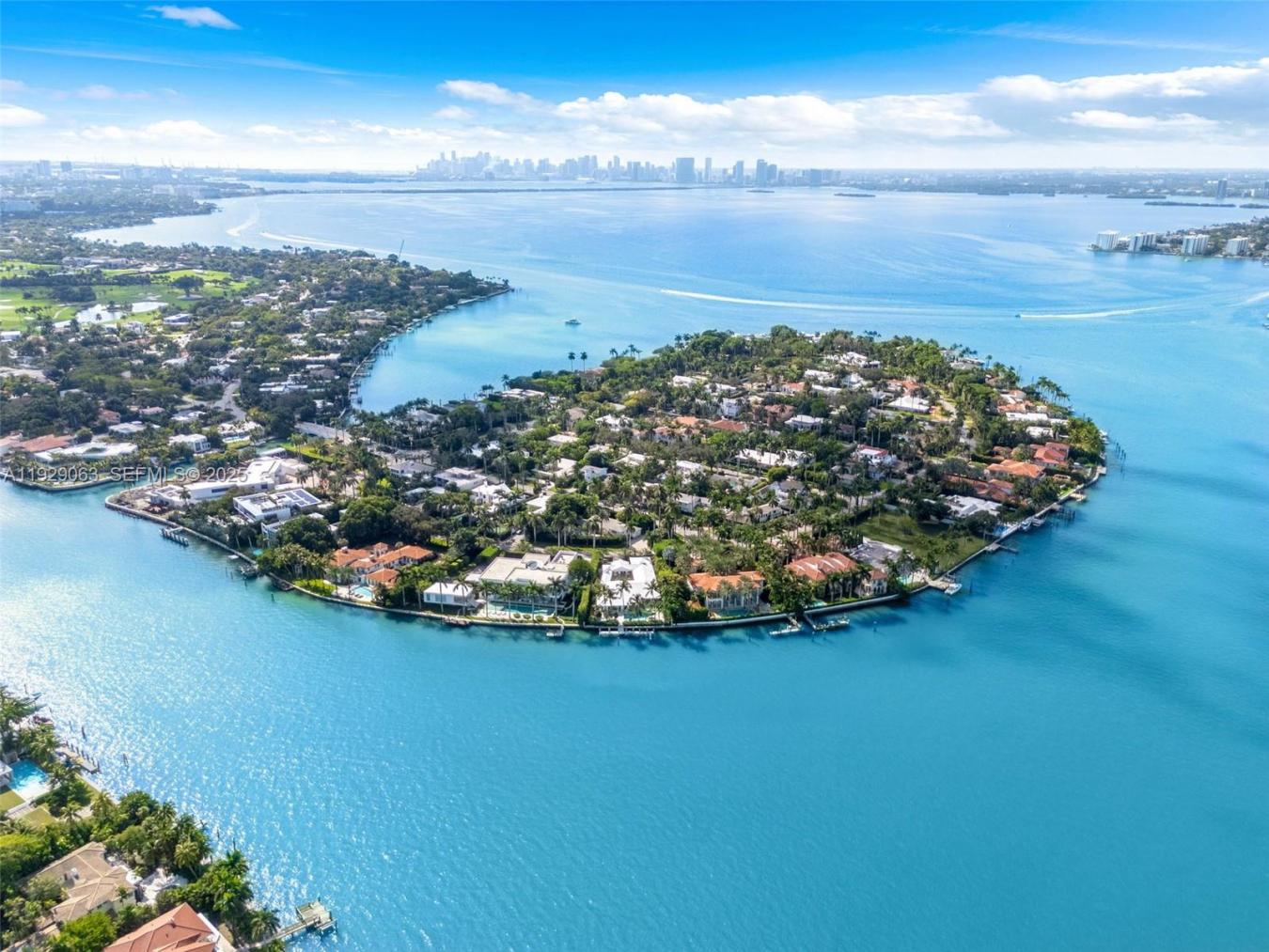 Miami Beach, Miami-Dade County, 33141, United States, 5 Bedrooms Bedrooms, ,4 BathroomsBathrooms,Residential,For Sale,2003717