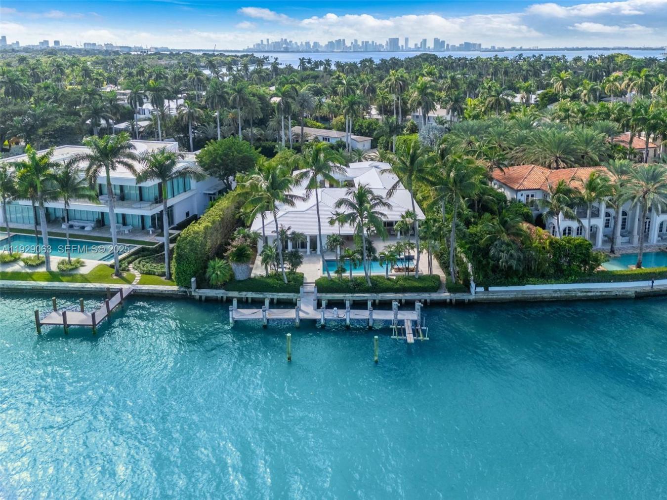 Miami Beach, Miami-Dade County, 33141, United States, 5 Bedrooms Bedrooms, ,4 BathroomsBathrooms,Residential,For Sale,2003717