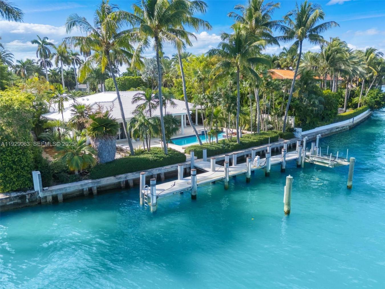 Miami Beach, Miami-Dade County, 33141, United States, 5 Bedrooms Bedrooms, ,4 BathroomsBathrooms,Residential,For Sale,2003717