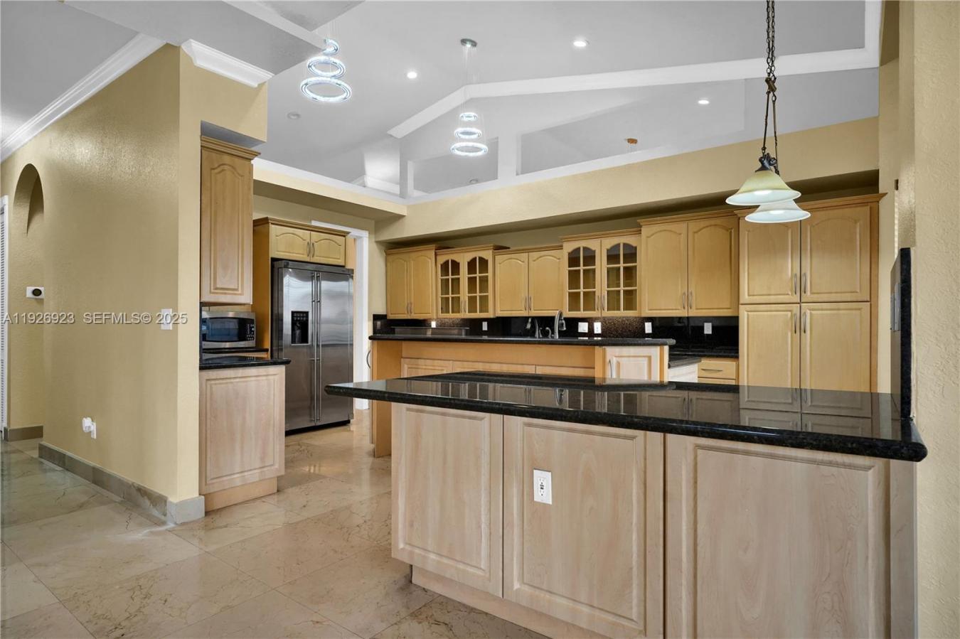 Miami, Miami-Dade County, 33175, United States, 8 Bedrooms Bedrooms, ,7 BathroomsBathrooms,Residential,For Sale,2003716