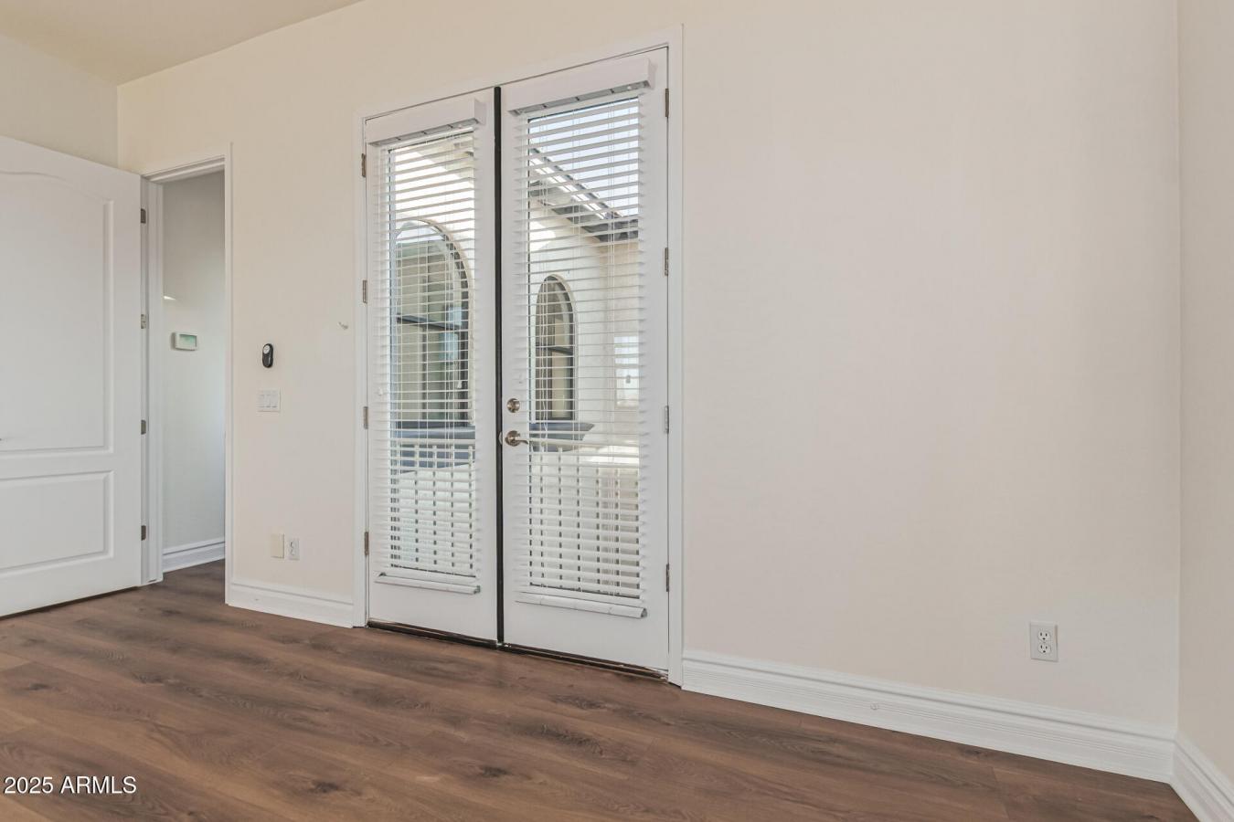 Phoenix, Maricopa, 85042, United States, 5 Bedrooms Bedrooms, ,3 BathroomsBathrooms,Residential,For Sale,2003712