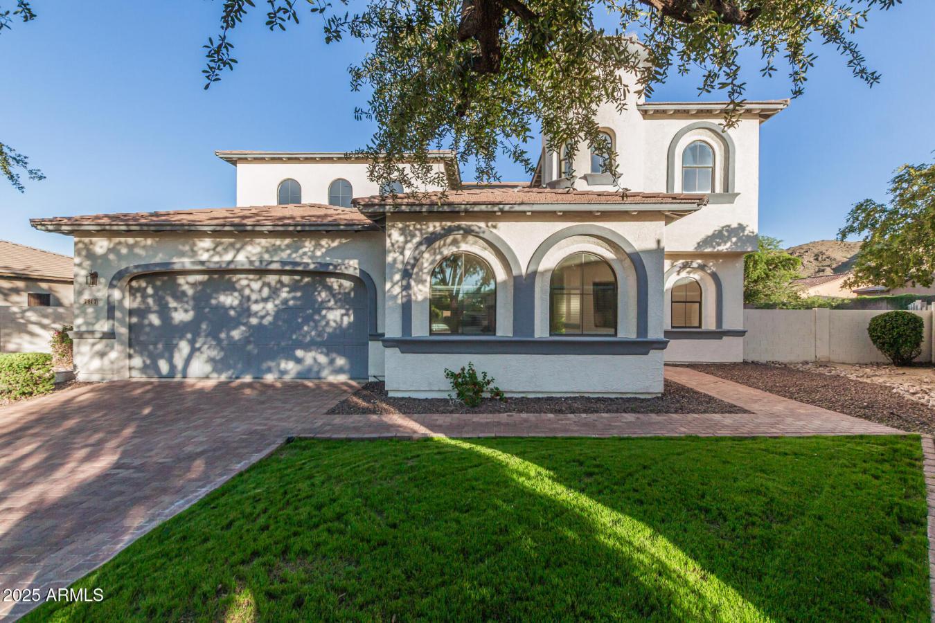 Phoenix, Maricopa, 85042, United States, 5 Bedrooms Bedrooms, ,3 BathroomsBathrooms,Residential,For Sale,2003712