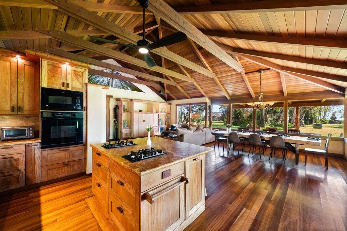 Haiku, Hawaii, 96708, United States, 5 Bedrooms Bedrooms, ,4 BathroomsBathrooms,Residential,For Sale,2003709