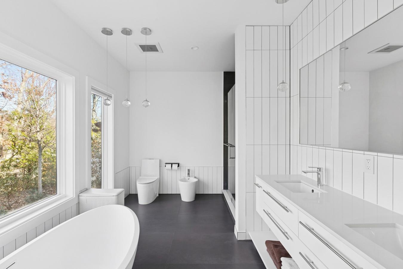 East Hampton, New York, 11937, United States, 5 Bedrooms Bedrooms, ,7 BathroomsBathrooms,Residential,For Sale,2003708