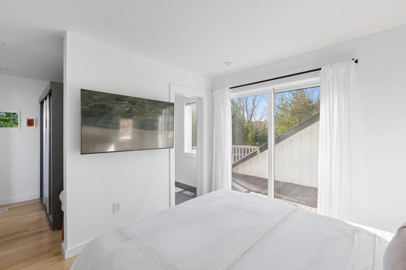 East Hampton, New York, 11937, United States, 5 Bedrooms Bedrooms, ,7 BathroomsBathrooms,Residential,For Sale,2003708