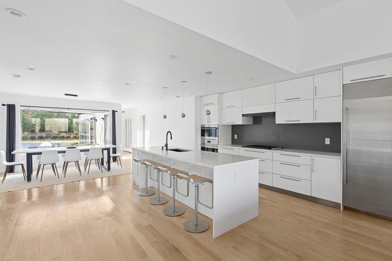 East Hampton, New York, 11937, United States, 5 Bedrooms Bedrooms, ,7 BathroomsBathrooms,Residential,For Sale,2003708