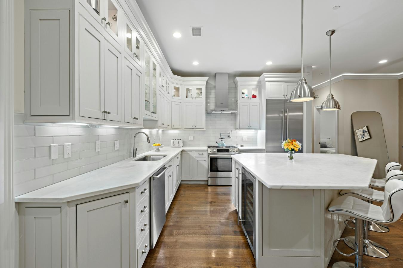 Jersey City Downtown, New Jersey, 07302, United States, 3 Bedrooms Bedrooms, ,2 BathroomsBathrooms,Residential,For Sale,2003706